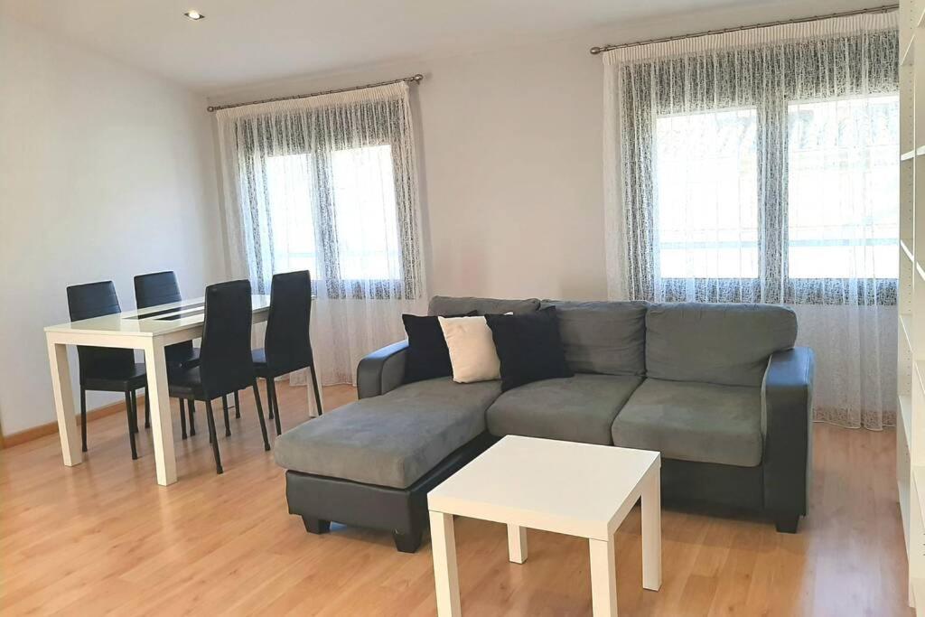 Atico En Apartment Monzon